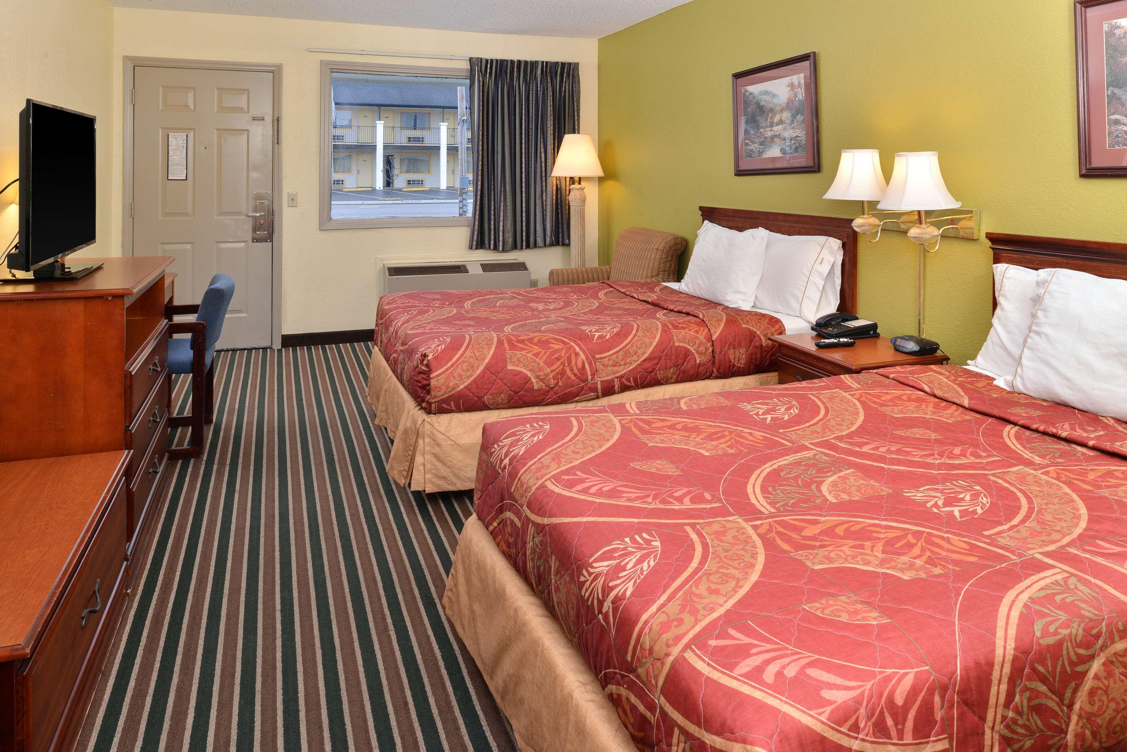 Americas Best Value Inn Dayton Buitenkant foto