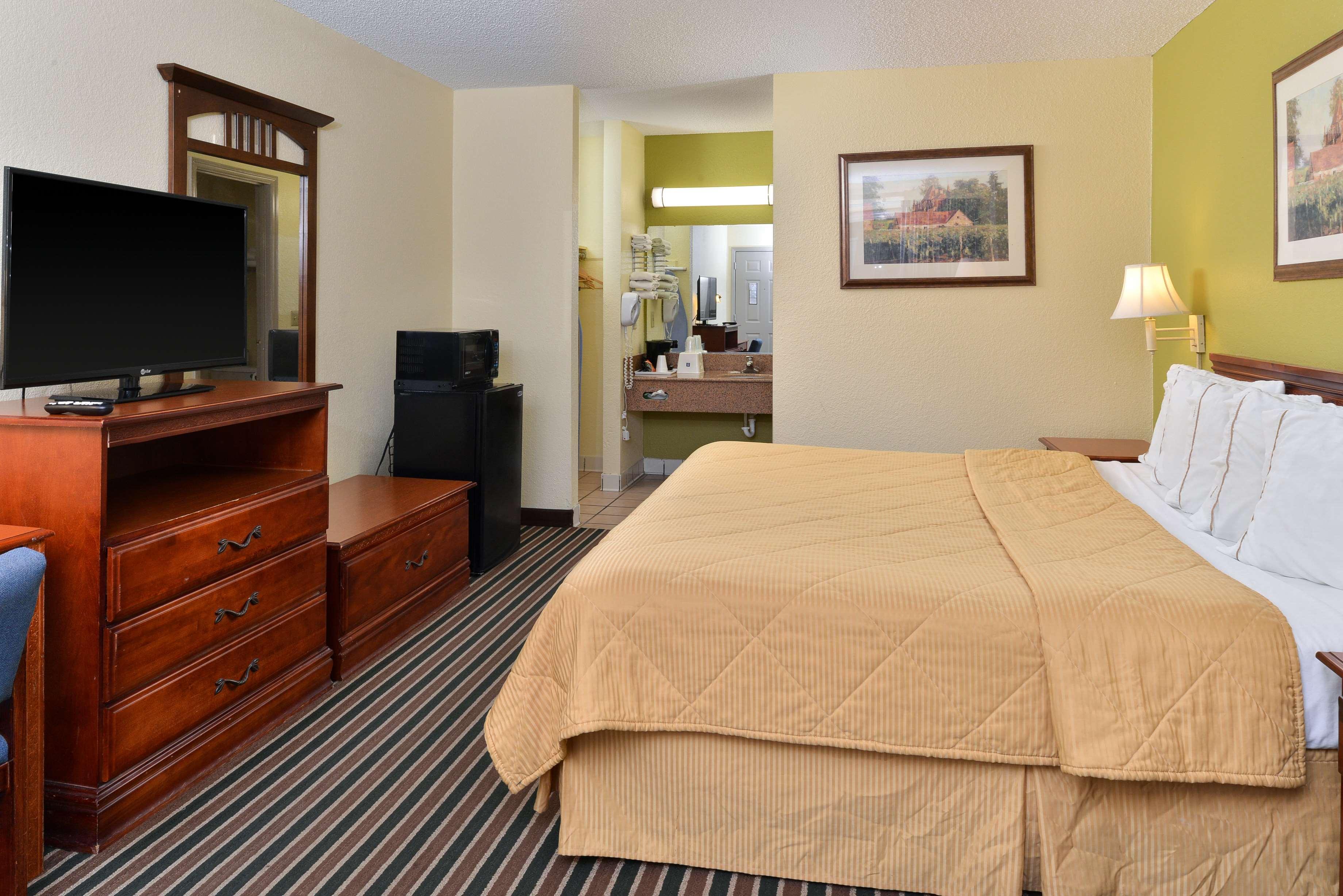 Americas Best Value Inn Dayton Buitenkant foto