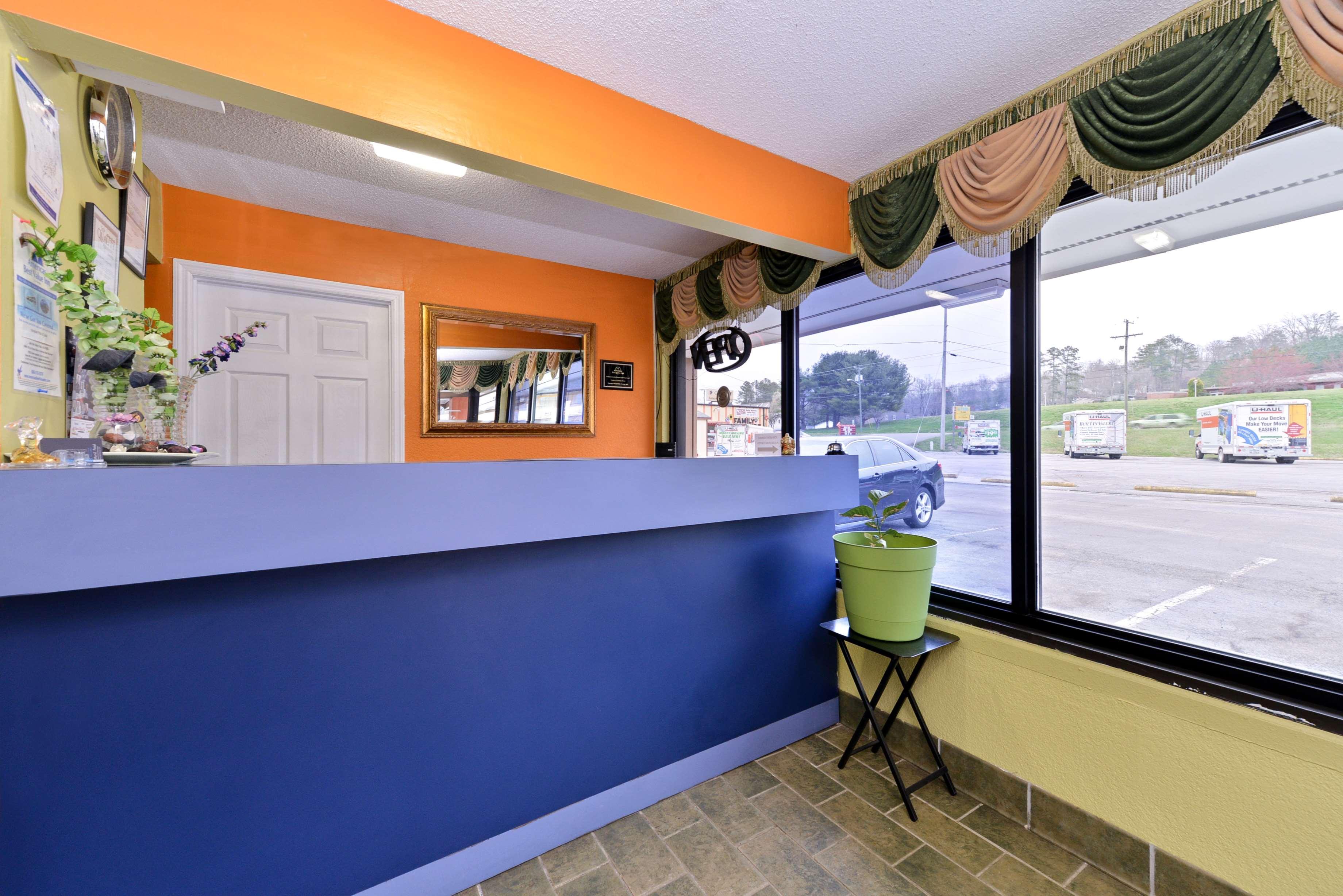 Americas Best Value Inn Dayton Buitenkant foto